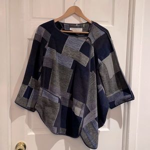 TAHARI cape